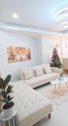 Casa Viana - Modern House Upto 300mbps Wi-fi with Netflix, FREE Parking