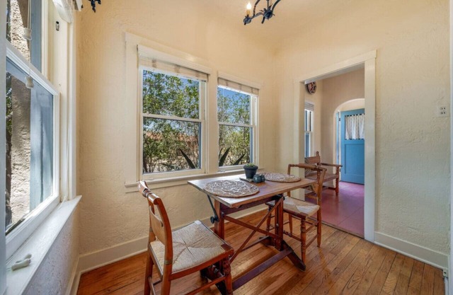 Close to U of A / 1 BR 1 BA / Sam Hughes / Patio