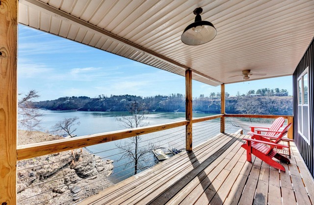 Catalina Retreat - Cullman Smith Lake