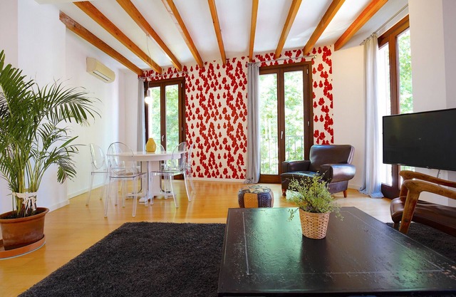 Bonito Apartamento en el Centro Histórico con Wifi, Balcón, Luminoso y Amplio