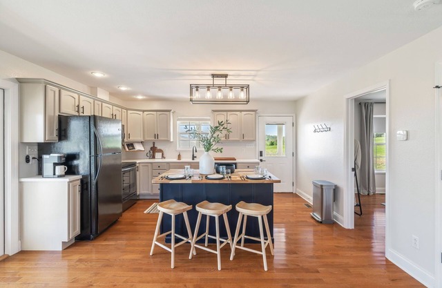 Centrally Located | Modern Home in the Smokies