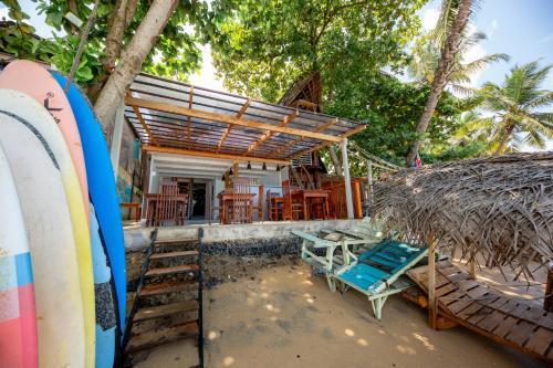 Ceylon Heart Beach Villa
