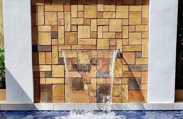 Cezstaycation Resort waterfulife crystal clear plunge pool