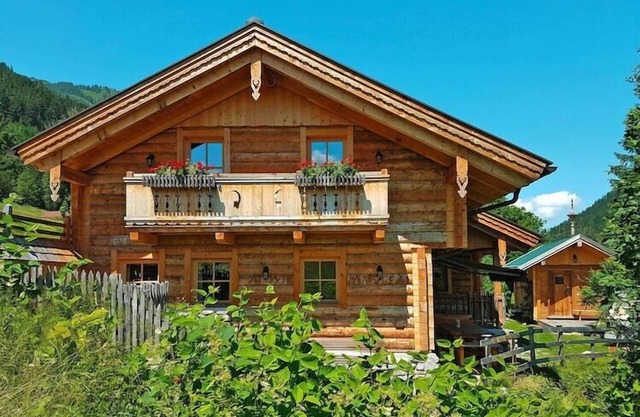 Chalet en St. Martin con Sauna y Jacuzzi