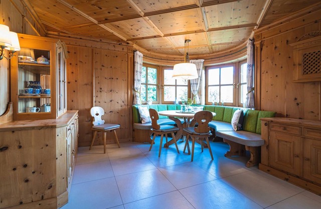 Chalet Crown of the Alps