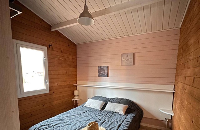 Chalet 'Guzet 4 Personnes 26' con terraza privada, jardín privado y Wi-Fi