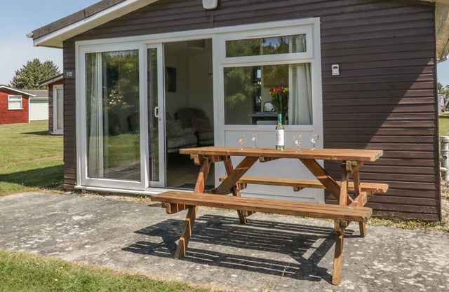 Chalet H11