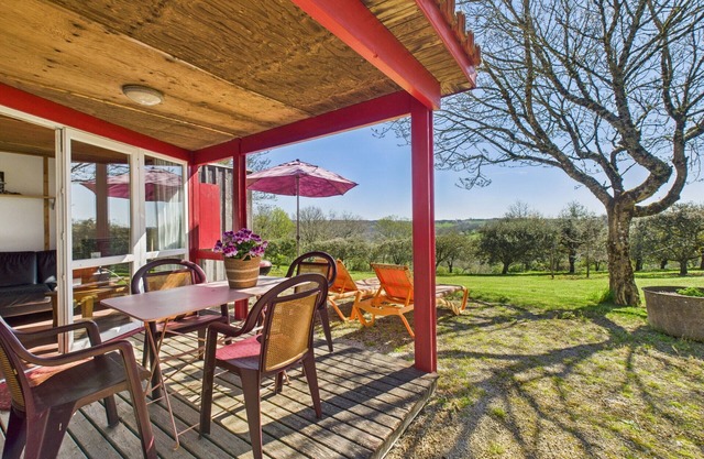 Chalet La Brousse nº2 – 5 pers. – con piscina