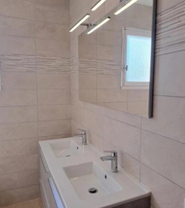 Chambre privée dans maison en colocation