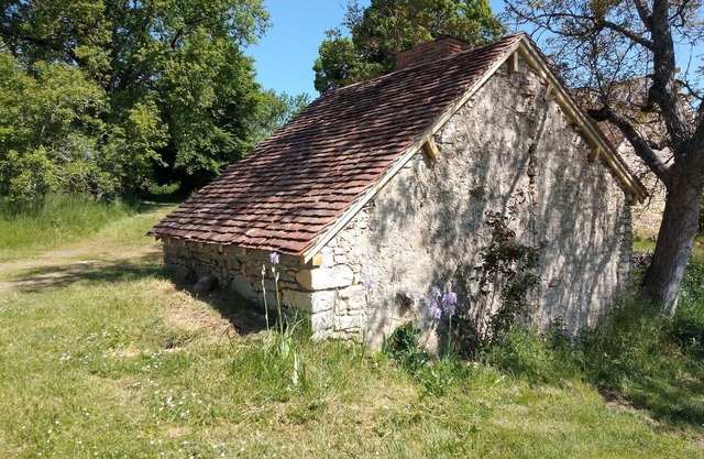 Charmante Maison, Splendide Piscine en Pierre, Jolies Vues, Aucun Vis-à-vis