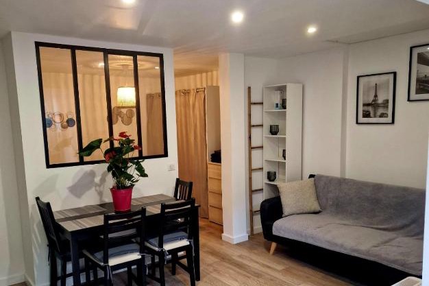Charment studio proche Paris 15