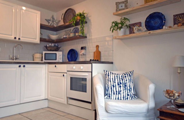 Charming 1-bed Cottage in Pembroke Close to Castle