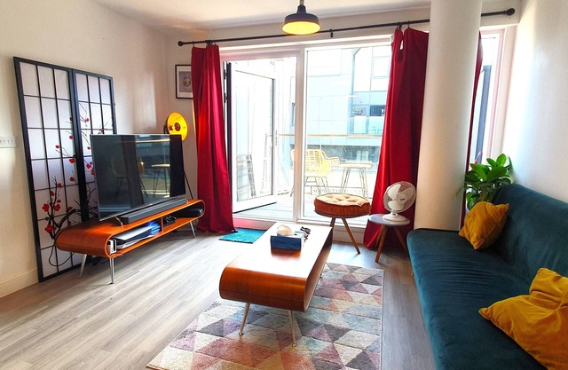 Charming 1 Bed Flat in Trendy Walthamstow