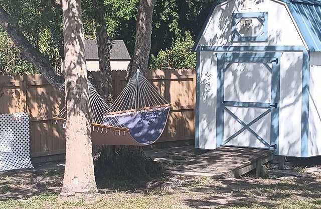 Charming 1-bedroom cottage in peaceful Port Orange with AC, WiFi