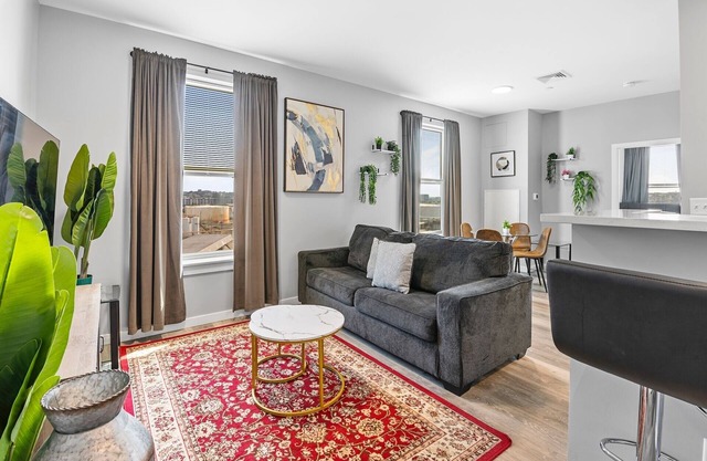 Charming 1BR Near Encore 5327