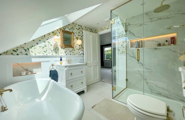 Charming 3-Bedroom House in Richmond