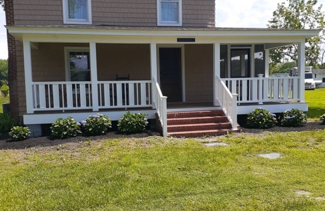 Charming 3-bedroom in Village of Claiborne with continental breakfast STR24-33