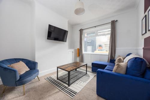 Charming 3-BR Home Near Historic Town Centre