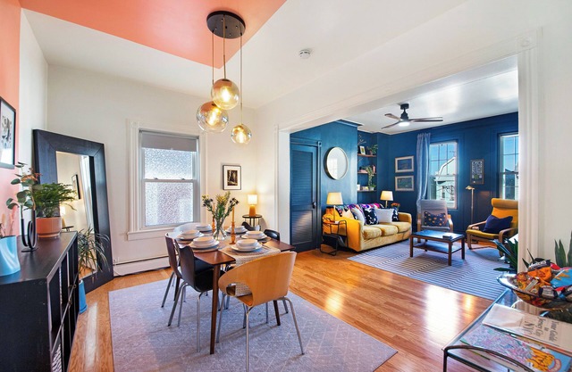 Charming 3BD apt minutes from NYC, EWR w/ parking