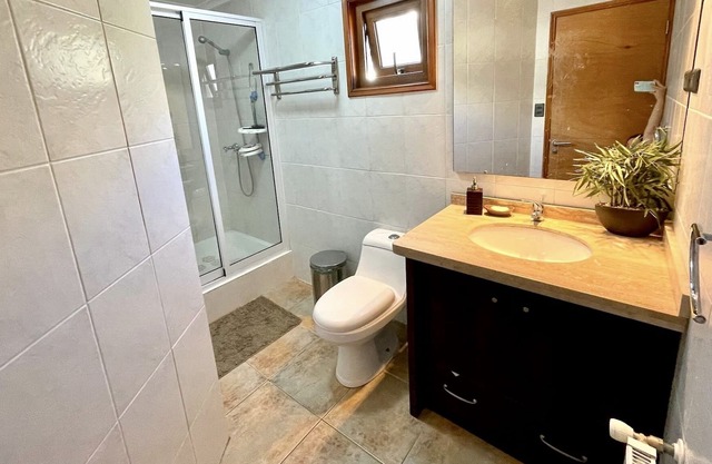 Encantadora Casa De 4 Pisos Próxima a la Playa