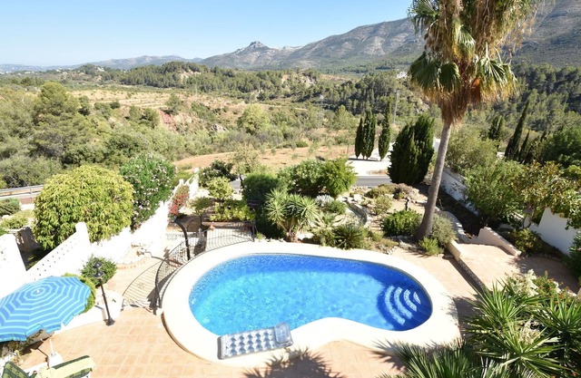 Villa moderna en Benigembla con piscina privada