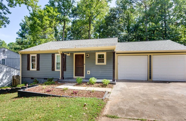 Charming Alpharetta Home w/ Spacious Yard!