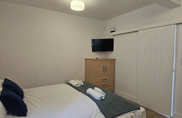Cosy Studio in the Heart of Bridgend