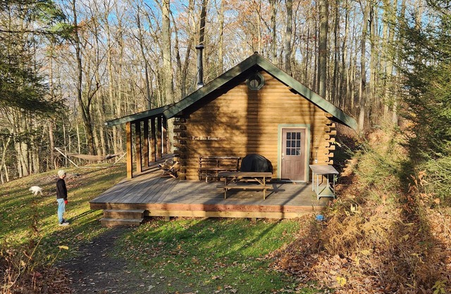 Charming cabin on 30 acres in the Bristol Hills of New York's Finger Lakes area,