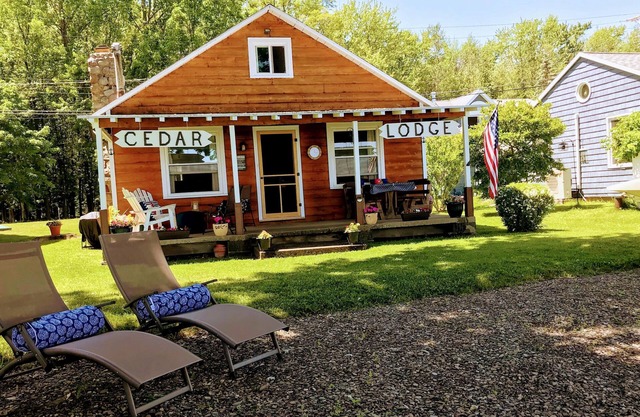 Encantador Cedar Lodge en Kashong Point en Seneca Lake sin escaleras