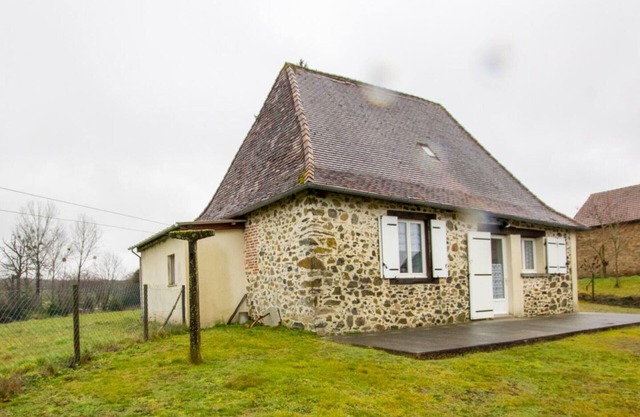 Casa en la Naturaleza con Chimenea y Terraza - Vallée de l'Auvézère