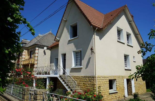 Casa acogedora con jardín y terraza en el corazón del Périgord, cerca del centro y del río