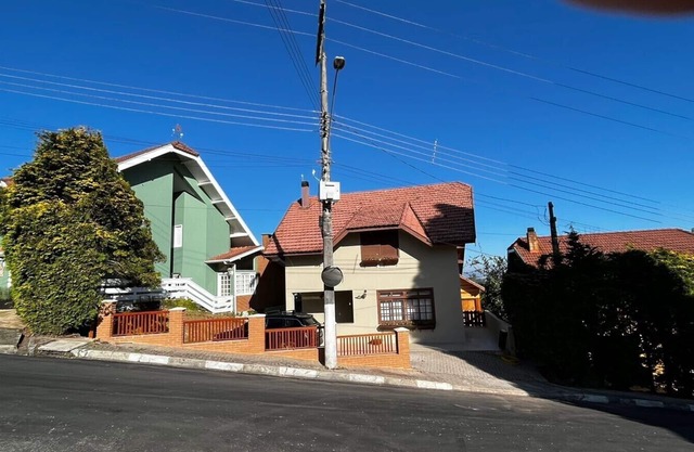 Encantadora casa en comunidad cerrada