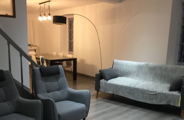 casa con encanto, a 10 km puy du fou, terraza wifi, cerca de Cholet Clisson