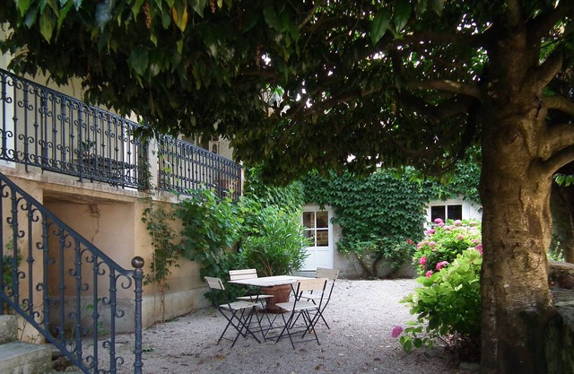 Encantadora casa y remanso de paz en la costa de Chalonnaise entre GIVRY y MERCUREY