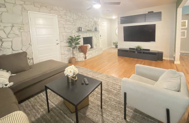 Charming House in Oak Cliff