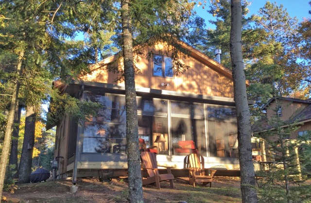 Hermosa casa de vacaciones en el Northwoods. Abierto todo el año!