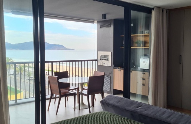 Charming loft with barbecue on the balcony and sea view