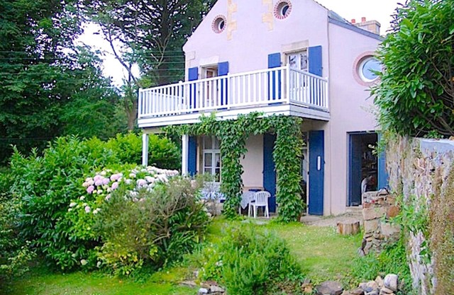 Hermosa casa del propietario de 1850 llena de encanto con vista al mar