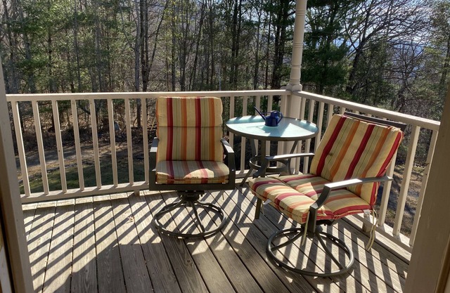 Charming Moutainview Home