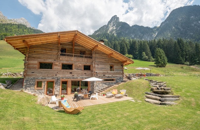Alquiler con encanto con piscina y sauna