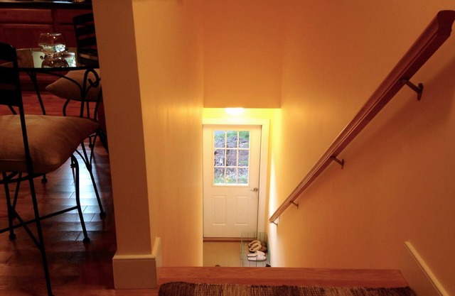Sunny Sunny Studio Apt en garaje independiente en Upper Connecticut Valley