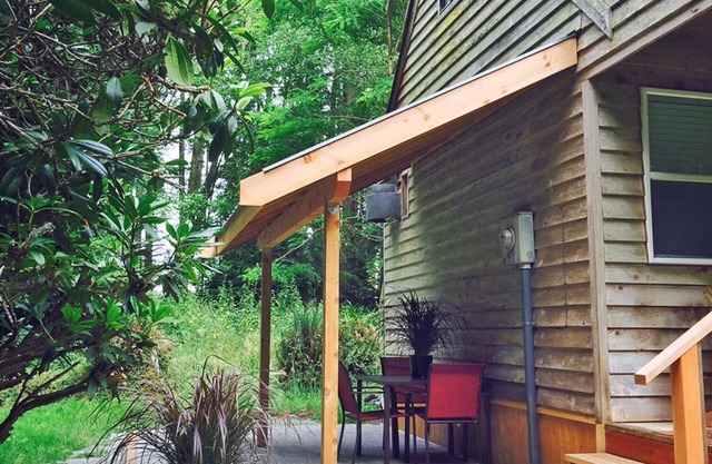 Cabaña privada de 5 acres Whidbey Island - Retiro del escritor