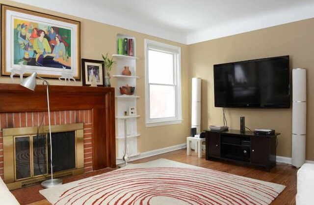 Encantador Bungalow Actualizado! Situado en el centro 📍Porch / Grill / Garden / Cable / WiFi / Cuna