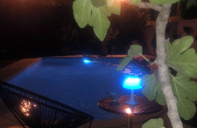 Encantadora villa con piscina, muy cerca de Aviñón, ideal para el festival