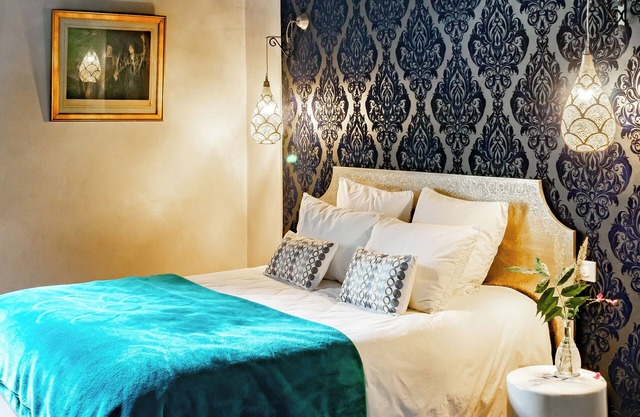 Charming village house in the heart of Martel, France's most beautiful village. Batch