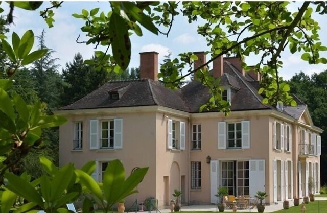 CHÂTEAU CERCA DE PARIS YVELINES