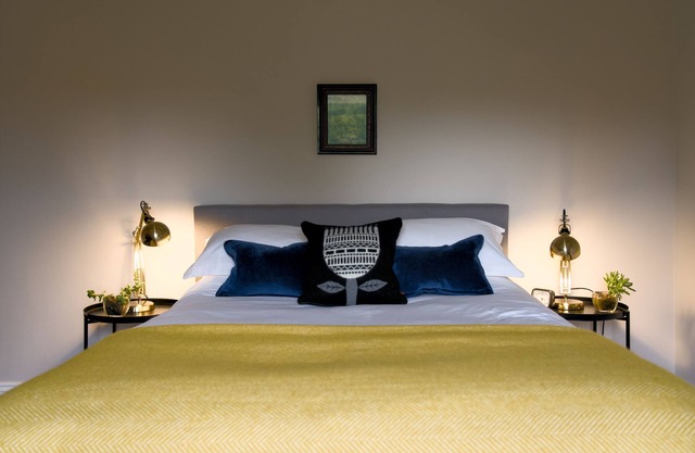 Chatsworth Apartment No 5 - Sleeps 4