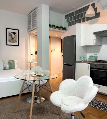 CityLife Area Charming Studio
