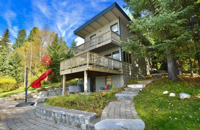 Classic McCall Lake House by Casago McCall - Donerightmanagement