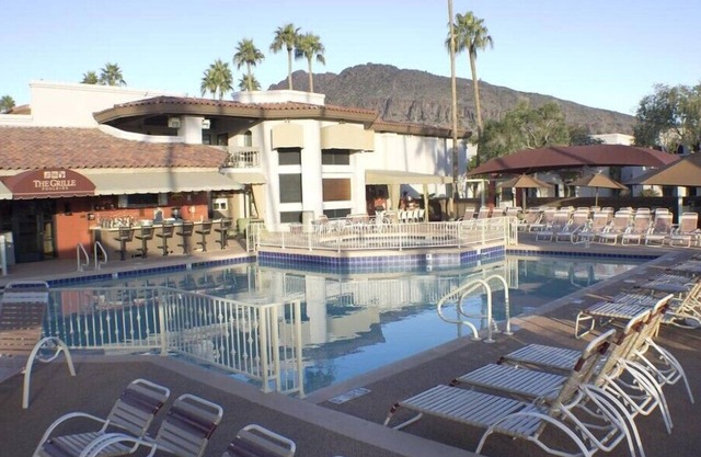 Classical 2BR Condo with Mini-Golf at Camelback Resort